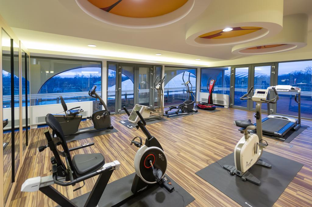 Aquaticum Debrecen Termal & Wellness Hotel Экстерьер фото