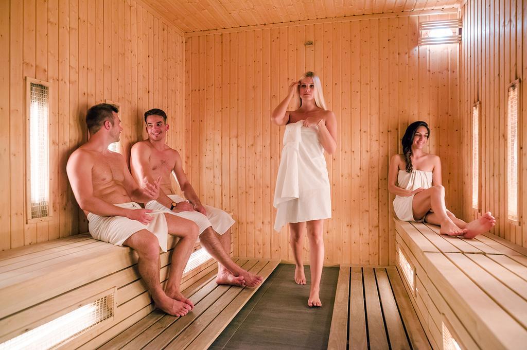 Aquaticum Debrecen Termal & Wellness Hotel Экстерьер фото